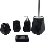 Ein schwarzes Badezimmer-Accessoire-Set.