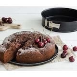 thumbnail of Moule à manqué à charnière 30 cm Zenker Black Metallic