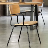 thumbnail of Lote de 2 sillas con reposabrazos de madera