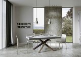 thumbnail of Ausziehbarer Tisch 160/420x90 cm Volantis Premium Zement mehrfarbige Beine 4/C