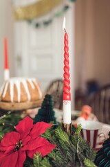 thumbnail of 2 Spitzkerzen Paraffin 25cm - Kerzen Weihnachtsmann Weihnachtskerzen Adventskerzen Stabkerzen Tafelkerzen Tischkerzen Dekokerzen Kerzenfigur Rot Weiß
