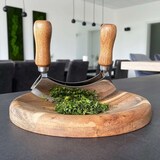 thumbnail of Intirilife Wiegemesser mit Schneidebrett - Kräutermesser 13.5 x 2.4 x 13 cm mit Kräuterbrett 20 x 2.1 cm - Mezzaluna Biegemesser mit 2 Klingen