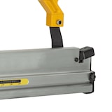 thumbnail of Agrafeuse et Cloueuse pneumatique Filetage 1/4" Pression max 8.3 bar Agrafes : 16 - 40 mm Clous : 15 - 50 mm VITO