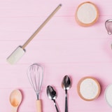thumbnail of Maryse de pâtisserie et de cuisine 25 cm manche en bois Fackelmann