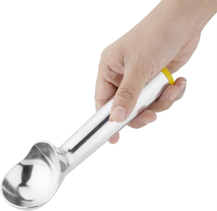 Ein Löffel zum Schöpfen von Eiscreme.