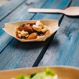 thumbnail of BIOZOYG 100 Stück Snackschalen Einwegschalen Holzschiffchen 110mm, biologisch abbaubar, für Fingerfood, Schalen aus nachhaltiger Forstwirtschaft