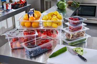 Produktbild von METRO Professional GN-Behälter 1/2 | PP | 265 X 325 X 100 Mm – Für Gastronomie & Catering