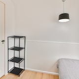 thumbnail of WellHome - Stellingkast met 3 stoffen vakken en metalen buizen H.98cm