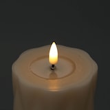 thumbnail of LED Kerze Mia mit Rautenmuster Echtwachs flackernd H: 12,5cm D: 7,5m creme