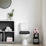 thumbnail of Relaxdays Toilettendeckel mit Absenkautomatik & Quick Release, 36 x 45 cm, Duroplast, Montage von oben, D-Form, schwarz