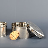 thumbnail of Boîte à cookies ronde argentée 17x17x9cm