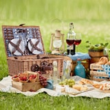 thumbnail of eGenuss Picknickkorb für 4 Personen mit Kühlfach und Zubehör - Blau