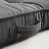 thumbnail of Confezione di mobili da giardino con pallet e cuciture grigie.