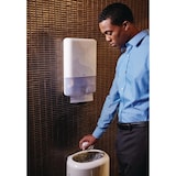 thumbnail of Toallas de mano Tork blancas de 1 pliegue en Z (paquete de 12)