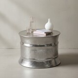 thumbnail of Runder orientalischer Couchtisch `Enns`: Aluminium, Hammerschlag Look, Handgefertigt, Stabilität, Langlebigkeit. Silber, 62x62x41 cm | Kadima Design
