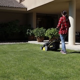 thumbnail of Cortacésped  gasolina  GARLAND SIOUX 855ZSG-V23  4T OHV de 144,3 c.c. Arranque manual. Ancho de corte 45,7 cm Ideal para jardines de hasta 1.000 m2