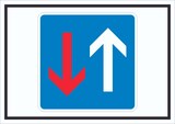 thumbnail of Vorrang vor Gegenverkehr Symbol Schild A1 Rückseite selbstklebend