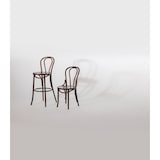 thumbnail of Fameg bistrostoelen 2 stuks gemaakt van beukenhout in walnootkleur