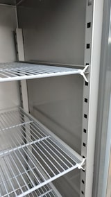 thumbnail of Edelstahl-Kühlmöbel 1 Tür 700 Liter 0 +8 °C tropentauglich