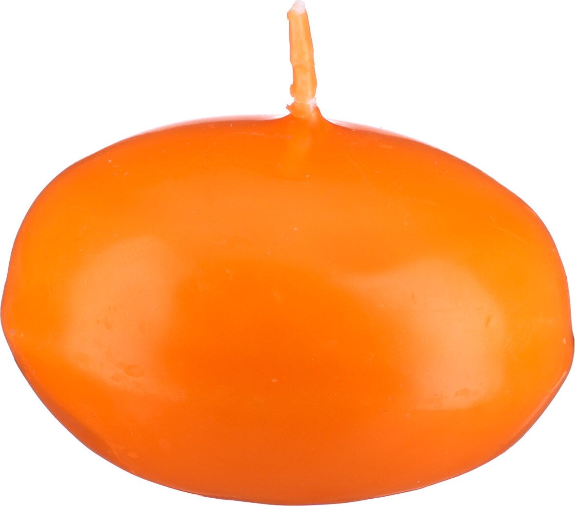 Eine orangefarbene schwimmende Kerze.