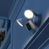 thumbnail of Ring Floodlight Cam Wired Plus IP-Sicherheitskamera Draußen 1920 x 1080 Pixel Decke/Wand