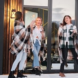 thumbnail of Relaxdays Außenlampe Wand, Metall & Milchglas, E27, Retro Wandleuchte außen, IP44, Wandlampe Haustür & Terrasse, schwarz