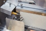 thumbnail of METRO Professional Barbecue a gas 4 bruciatori, ripiani laterali, con ruote, 182 x 66 x 125 cm, acciaio inox, argento