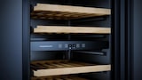 thumbnail of Küppersbusch Einbau-Weinklimaschrank mit 2 Temperaturzonen für bis zu 38 Flaschen und Touch-To-Open Türöffnung FWK2852.0S