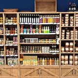 thumbnail of TRADIS Étagère 5 niveaux, 2 portes, bois massif