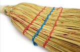 thumbnail of Handreisstrohbesen Hofbesen Feger Besen Reisstrohbesen Stroh mit Stiel, 3-Naht
