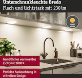 Flache, helle Unterschrankleuchte mit 230 Lumen.