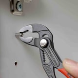 thumbnail of KNIPEX  Cobra® Cobra® Wasserpumpenzange, 125mm, 2-Komponenten, Rillengelenk