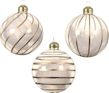 thumbnail of 12 Weihnachtskugeln 8cm Glas gefüllt Feder Streifen Christbaumkugeln klar gold