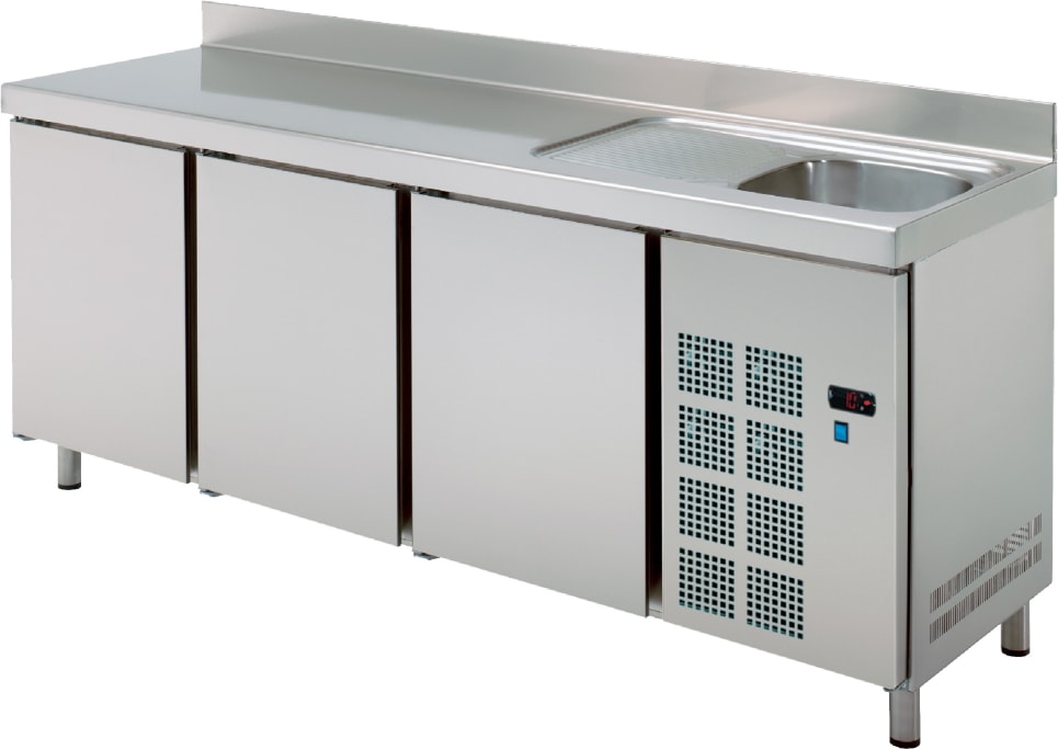 Kühler tisch gn 1/1 3 türen und spüle mit abtropfbecken - 1800x700x850 mm - 190 W 230/1V - 72989509 Eurast