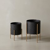 thumbnail of Blumentopf 2er Set Metall Pflanzkübel Schwarz / Gold mit Füßen, Design Pflanzenkübel Rund Indoor, Blumenkübel Pflanzgefäß mit Waben-Muster in