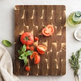 thumbnail of XinZuo - Tabla de cortar de madera de acacia con pies antideslizantes