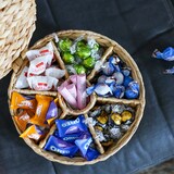 thumbnail of HMF Teebox für Teebeutel geflochten aus Wasserhyazinthe, Tee Aufbewahrungsbox mit 7 großen Fächern, 27 x 27 x 11 cm