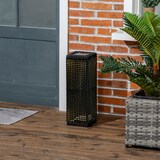 thumbnail of Outsunny Candeeiro de Jardim Candeeiro Solar de Exterior com Luzes LED Controlo Automático para Varanda Pátio 15,5x15,5x47cm Preto