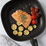 thumbnail of KLAMER 28cm Grillpfanne, antihaftbeschichtete Induktions-Pfannne, 28cm Viereckpfanne, Steakpfanne aus Edelstahl