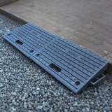 thumbnail of TRUTZHOLM Bordsteinrampe 2er Set 50x32x10cm Tragkraft 2t Gummi Rampe Auffahrrampe Rollstuhlrampe