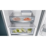 thumbnail of Siemens iQ500, Freistehende Kühl-Gefrier-Kombination mit Gefrierbereich unten, 201 x 60 cm, Gebürsteter Stahl AntiFingerprint KG39E8IBA