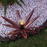 thumbnail of LED Solar Gartenstecker Blume Seerose mit Metallblättern Solarleuchte 39cm rot