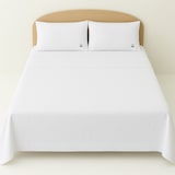 thumbnail of Benetton - 4-teiliges Doppelbett-Set: Bettlaken (240x240cm), Spannbetttuch (160x200cm), 2 Kissenbezüge (50x80cm), 100 % weiße Baumwolle