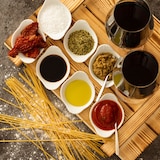 thumbnail of Italienisches Geschenkset „Florenz“ | Großer Geschenkkorb mit Wein, Olivenöl & vielen Spezialitäten aus Italien