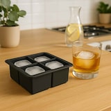 thumbnail of WellHome - Forma de gelo TPE cinza para bebidas geladas com capacidade para 4 cubos 16x16x6cm