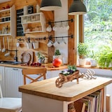 thumbnail of Relaxdays Pflanzschubkarre, gebranntes Holz, Gartendeko, Vintage Design, zum Bepflanzen, HxBxT: 19 x 47 x 15 cm, natur