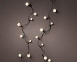 thumbnail of LED Lichterkette Cherry 4,5m Batterie 60 LEDs Dauerbetrieb Timer Batteriebetriebene Dekobeleuchtung Innen Außen Gartenbeleuchtung Schwarz Warmweiß