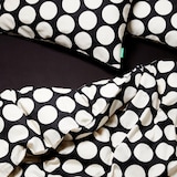 thumbnail of Benetton - 4-teiliges Doppelbett-Set (Bettbezug 220 x 220 cm, Spannbettlaken 160 x 200 cm und 2 Kissenbezüge 50 x 80 cm) 100 % schwarze Baumwolle
