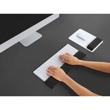 thumbnail of Reposamuñecas para teclado Leitz WOW negro/blanco