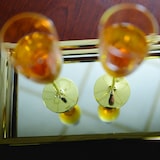 thumbnail of Lot de 2 flûtes à champagne en verre sur pied en métal doré